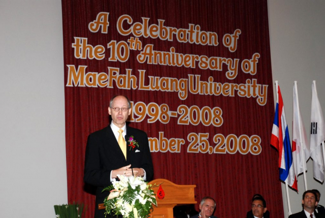 The Finland Ambassador to Thailand/ His Excellency Lars Eric Backstrom เอกอัครราชทูตฟินแลนด์ประจำประเทศไทย กล่าวแสดงความยินดี