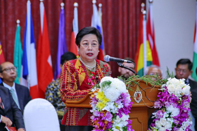 H.E. Mrs. Mary Jo A. Bernardo-Aragon เอกอัครราชทูตฟิลิปปินส์ กล่าวสุนทรพจน์ / แสดงความยินดี