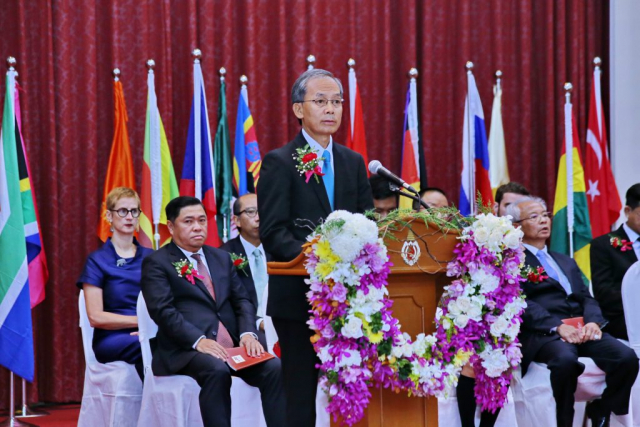 H.E. Mr. Seng Soukhathivong เอกอัครราชทูตลาว กล่าวสุนทรพจน์ / แสดงความยินดี