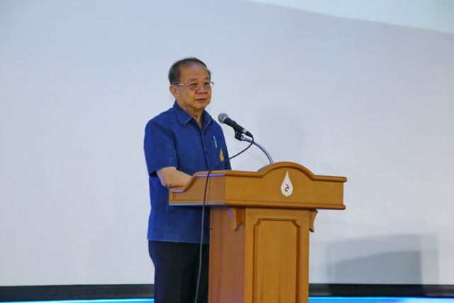 รศ.ดร.วันชัย ศิริชนะ อธิการบดีมหาวิทยาลัยแม่ฟ้าหลวง กล่าวเปิดงาน “มหกรรม 20 ปี แม่ฟ้าหลวงวิชาการ”