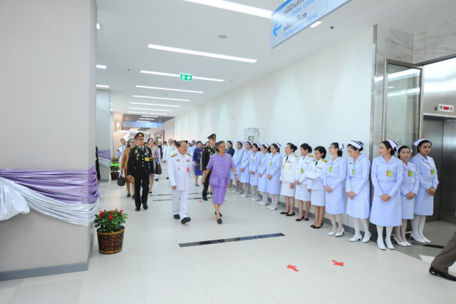 สมเด็จพระเทพรัตนราชสุดาฯ สยามบรมราชกุมารี เสด็จฯ ไปประทับพักพระราชอิริยาบถ ณ ห้องรับรองชั้น 10