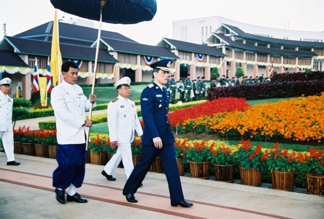 สมเด็จพระบรมโอรสาธิราชฯ สยามมกุฎราชกุมาร เสด็จฯ เข้าสู่พลับพลาพิธี