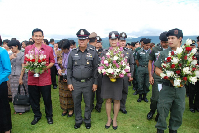 ผู้เข้าร่วมพิธีทานหาแม่ฟ้าหลวง ประจำปี พ.ศ. 2554
