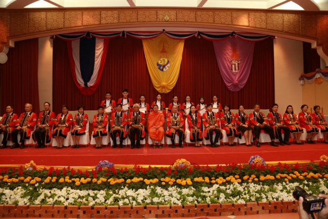 พิธีพระราชทานปริญญาบัตร ประจำปีการศึกษา 2556 ในหอประชุมสมเด็จย่า