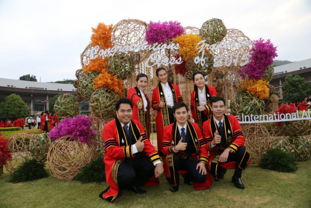 บัณฑิตมหาวิทยาลัยแม่ฟ้าหลวง รุ่นที่ 14