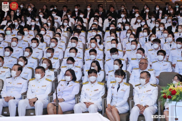 บรรยากาศผู้เข้าร่วมพิธี