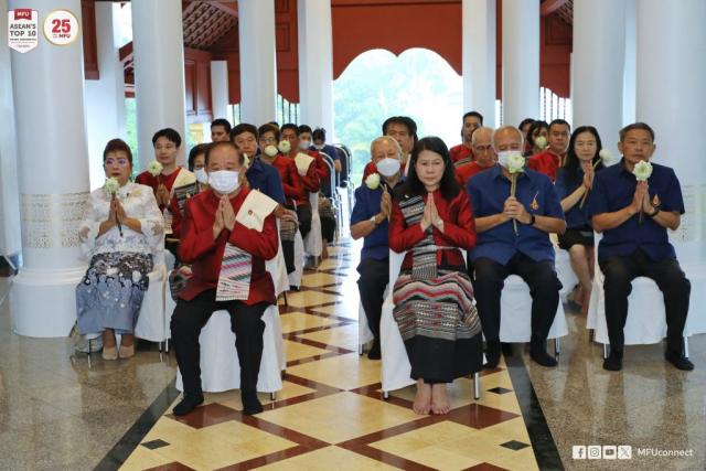 พิธีนมัสการพระเจ้าล้านทองเฉลิมพระเกียรติฯ ณ วิหารพระเจ้าล้านทองเฉลิมพระเกียรติฯ