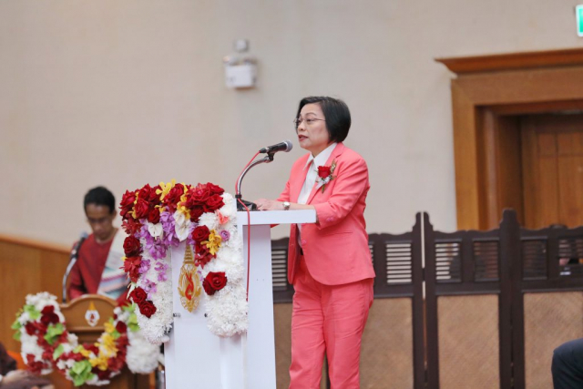 H.E. Mrs. Millicent Cruz Paredes เอกอัครราชทูตสาธารณรัฐฟิลิปปินส์ กล่าวสุนทรพจน์