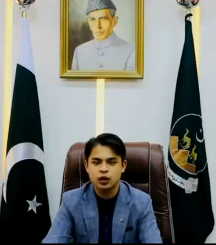 วีดิทัศน์แสดงความยินดีจาก Mr. Nawabzada Jamal Raisani นักศึกษาเก่าระดับบัณฑิตศึกษา สาขาวิชาการพัฒนาระหว่างประเทศ สำนักวิชานวัตกรรมสังคม รักษาการรัฐมนตรีว่าการกระทรวงกีฬา เยาวชนและวัฒนธรรม แห่งรัฐโบโลจิสถาน สถานรัฐอิสลามปากีสถาน