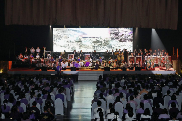 บรรยากาศการแสดงองค์ต่างๆ ในมหกรรมดนตรีเทิดพระเกียรติ ๖๙ พรรษา มหาจักรีสิรินธร