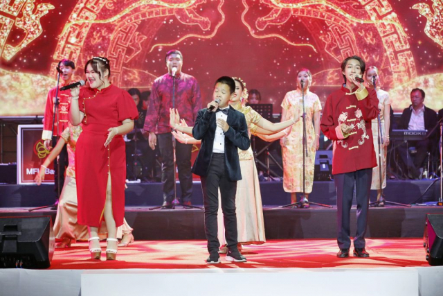 บรรยากาศการแสดงองค์ต่างๆ ในมหกรรมดนตรีเทิดพระเกียรติ ๖๙ พรรษา มหาจักรีสิรินธร