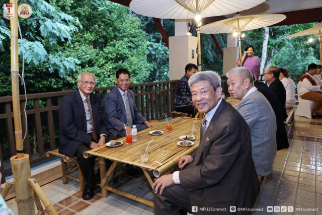 บรรยากาศ กาดหมั้ว ณ ห้องประชุมวนาสวรรค์