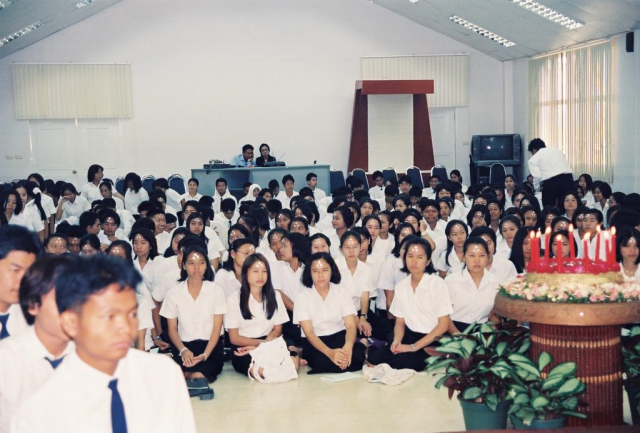 พิธีไหว้ครูและรับเป็นศิษย์ พ.ศ. 2543