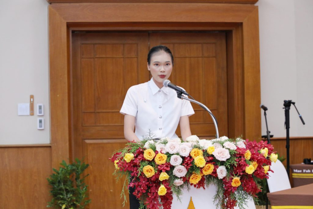 ตัวแทนนักศึกษาผู้รับทุนกล่าวขอบคุณ และกล่าวความรู้สึก